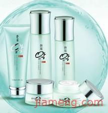 有喜化妝品 產(chǎn)品視覺與店鋪美學(xué)的完美融合